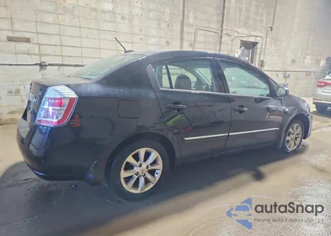 2010 Nissan Sentra 2.0 z USA, uszkodzony, nr VIN 3N1AB6AP4AL715657